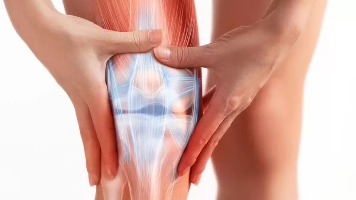 Osteoflex jel etkilenen eklem bölgesine günde üç kez uygulanır.